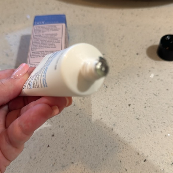 New Belif aqua bomb hydrating body moisturizer - Picture 3 of 3